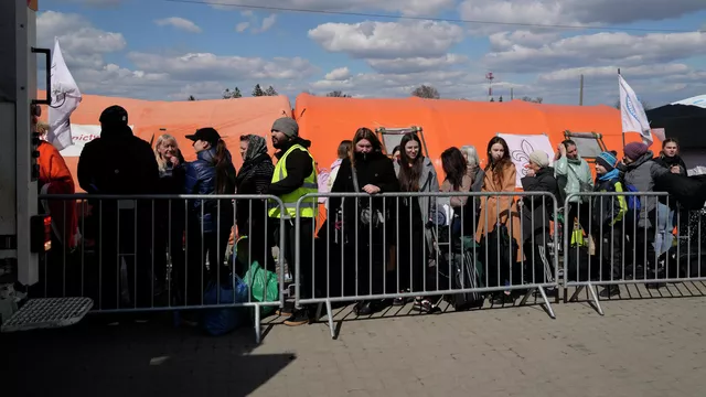 Глава МВД заявил, что в Латвии устали от украинских беженцев